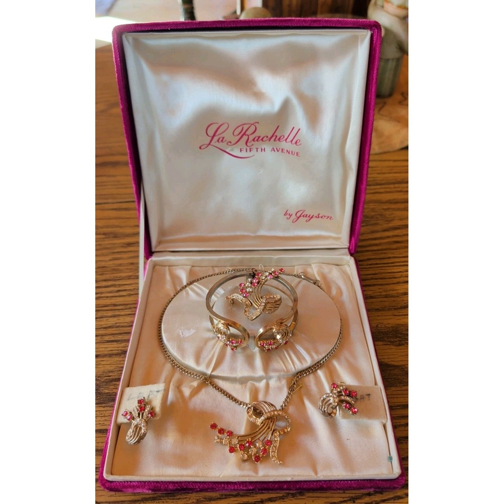 La Rachelle Fifth Avenue Necklace Bracelet Earrings Set Art Deco Rhinestone Box